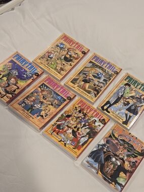 Fairy Tail Manga Volumes 1-7